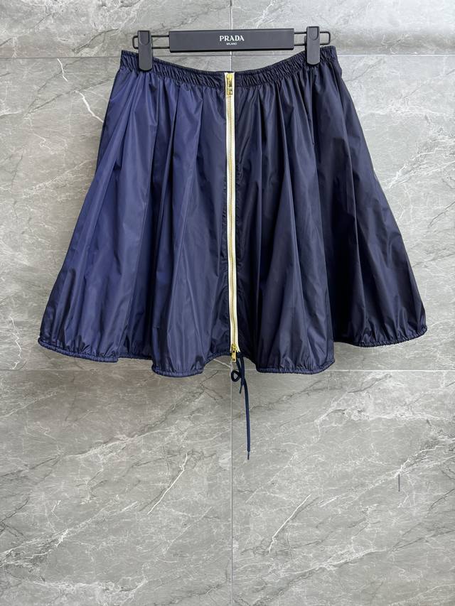 New summer styles are here! P-brand nylon drawstring skirt, 2025 spring/summer