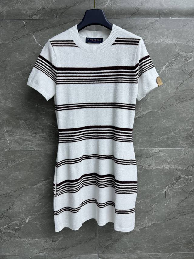Early Autumn new styles are here! L's striped knitted dress, 2025 Early Autumn
