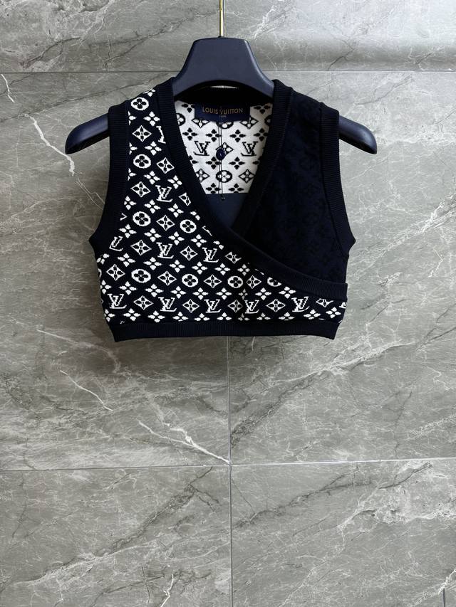 New early autumn styles are out! L's monogram patchwork vest 2025 early autumn