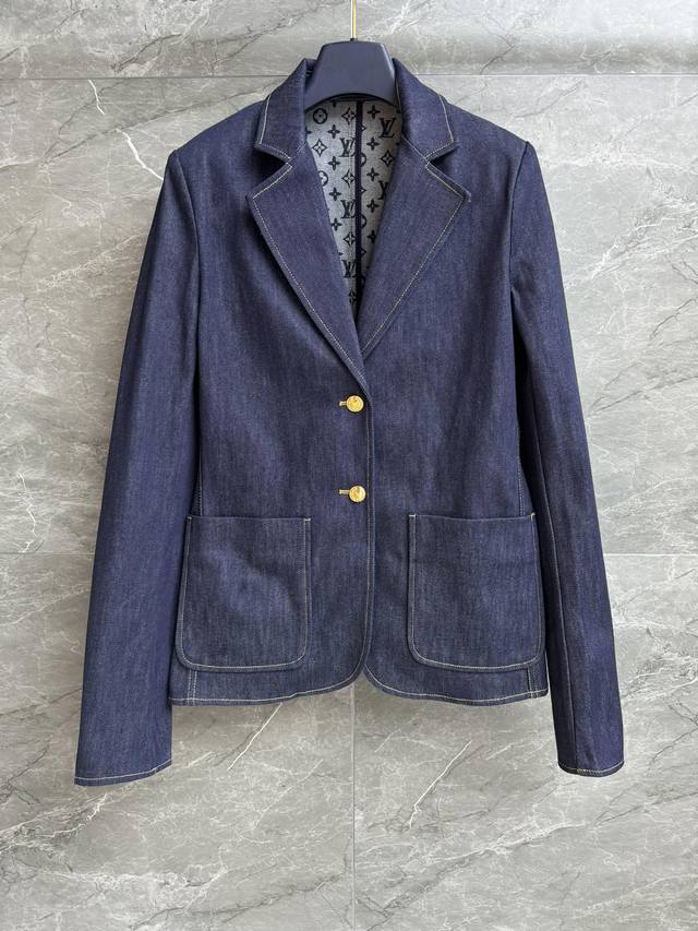 New early fall styles are out! L denim blazer from the 2025 early fall collecti