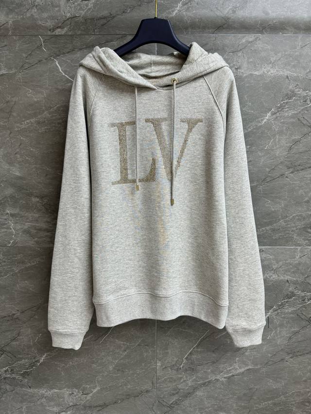 New early fall styles are here! L's rhinestone hooded sweatshirt, 2025 early fa