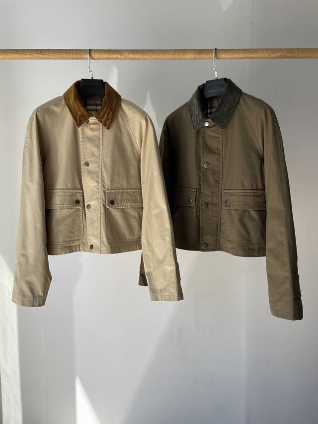 Burbe*Ry 25 Early Fall new "Barn Style" short jacket. The Barn style, named afte