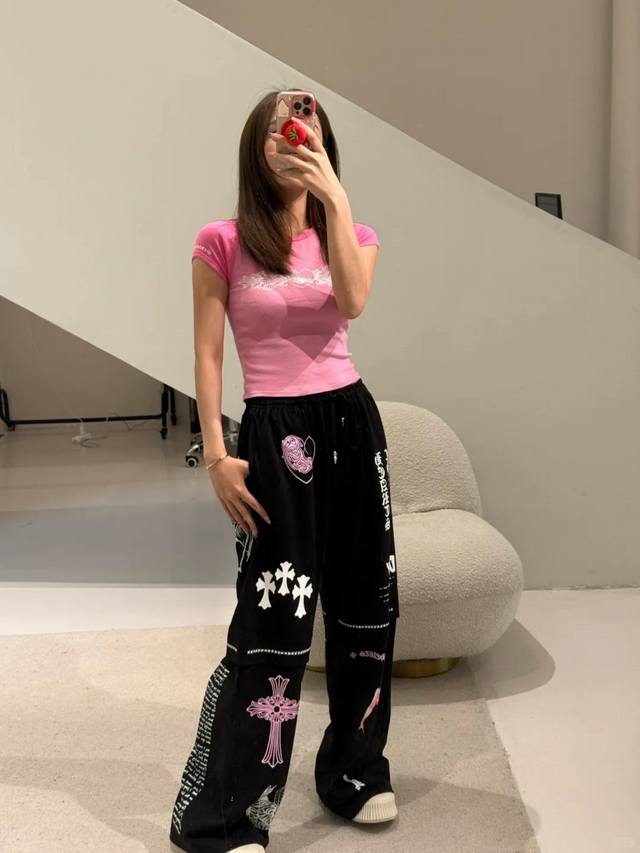 New latest Ch 25New comic print casual pants size: Sml DDD