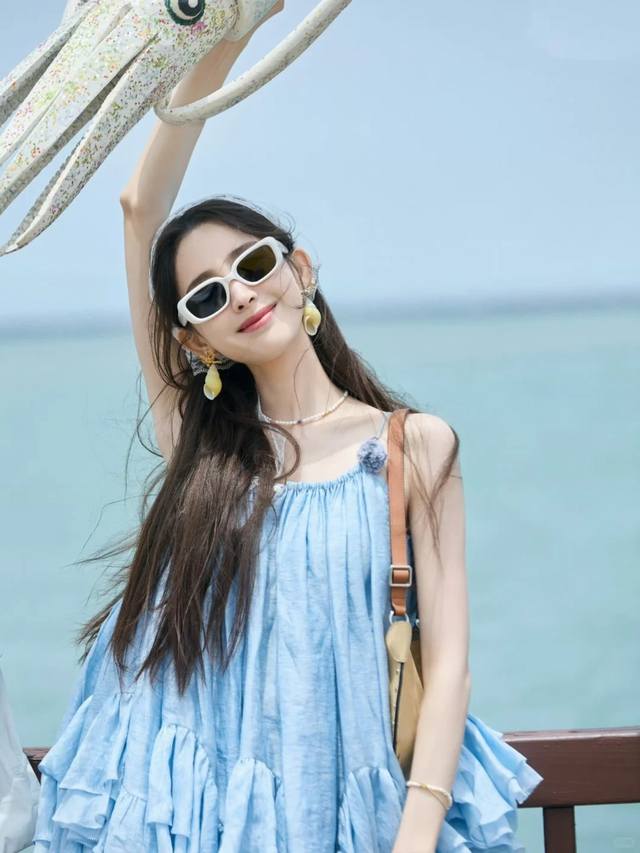 New 25New Nazha same style suspender dress size: Sml DDD