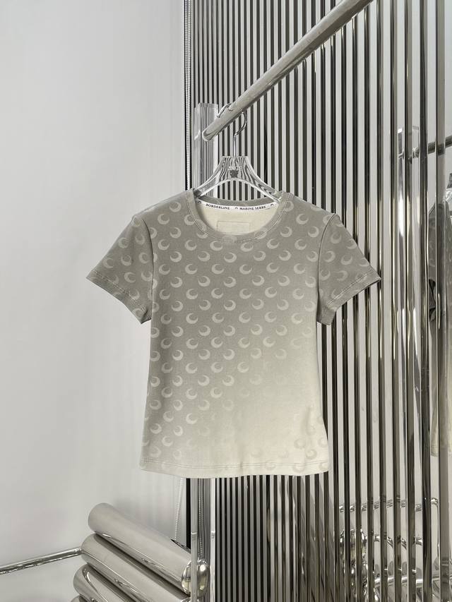 Actual photos of the latest Marine 25New small moon print gradient short-sleeve