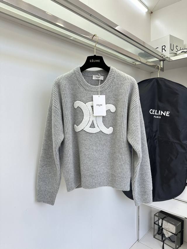 25 F Celine's classic towel-embroidered Arc de Triomphe collection is understate