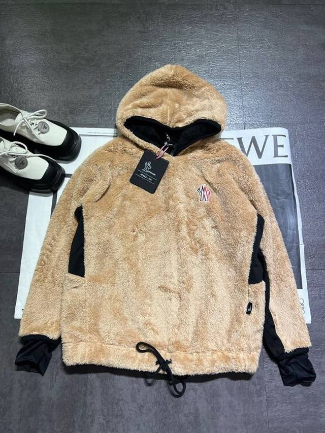 Moncle*, women's Polartec hooded sweatshirt shipped, velvet fabric, casual and l
