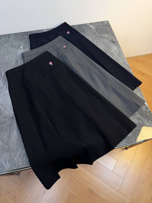 Tb25 New style age-reducing college style pleated long skirt Classic ribbon deco