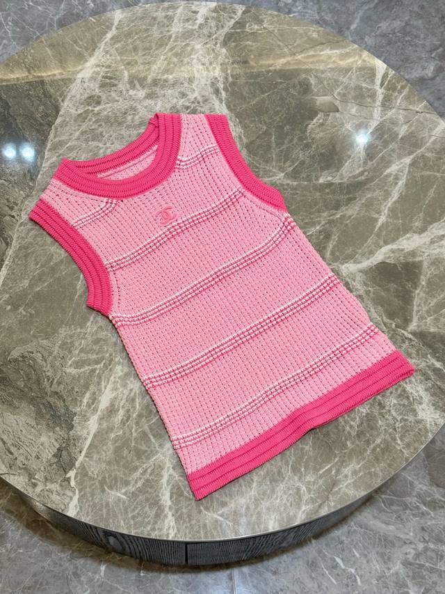 Bright color knitted vest 2025 latest high quality texture at a glance bright r