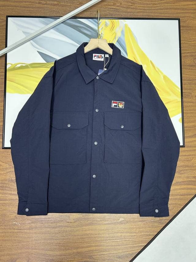 Fila stand-up collar work jacket, shirt, and coat. Stars also wear this style, i
