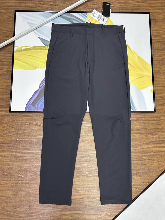 High-end edition! New early fall men's casual suit pants from Descente, the Dua