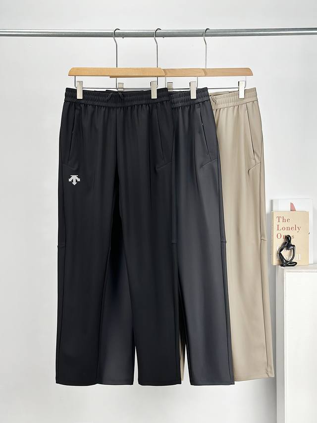 For Descente sports pants black technology three-proof fabric uses high-density