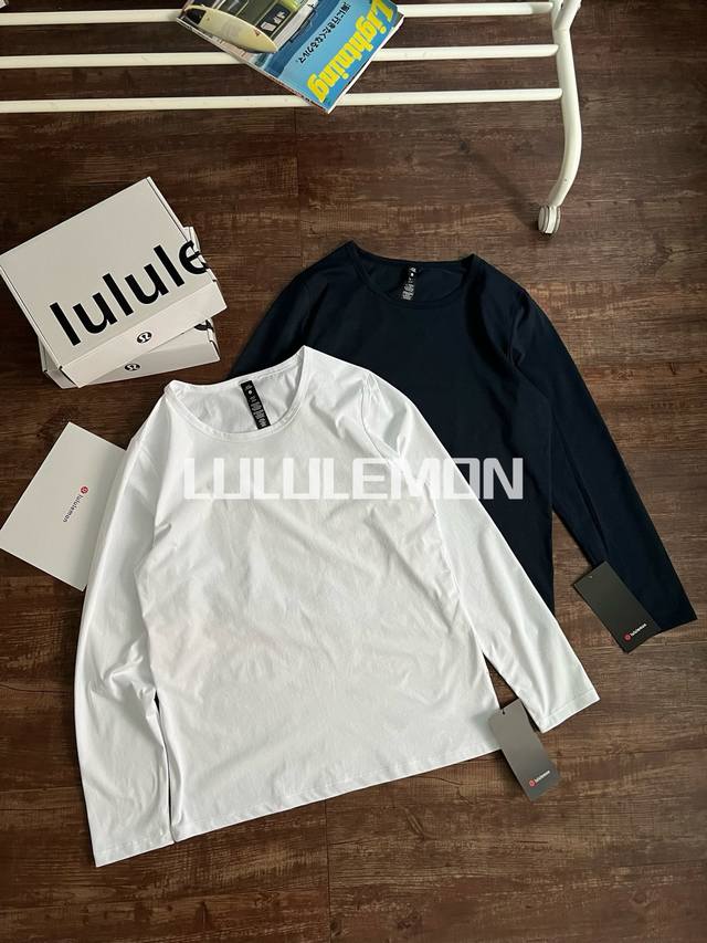 Style No. 0146 Complete set in original box and packaging! 2 pieces per box! To