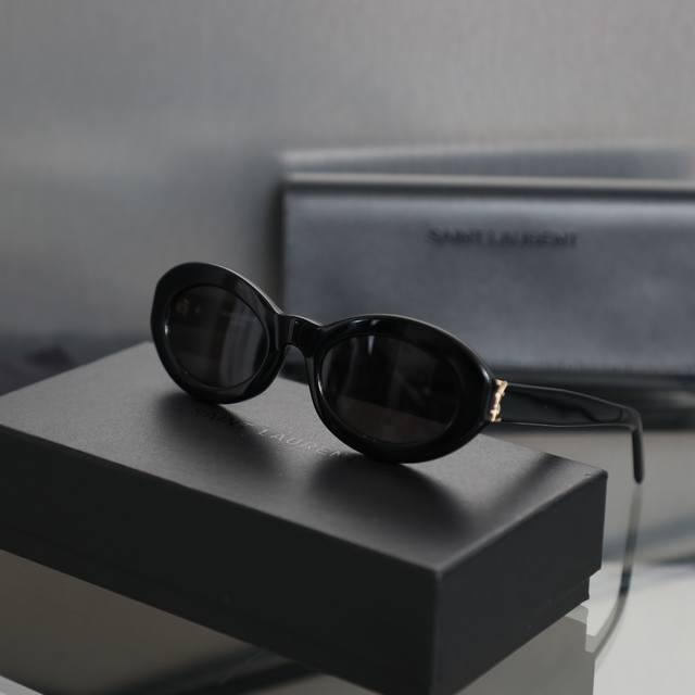 Available in 1V1 version Ysl Saint Laurent Rose same Blaze sunglasses Model: Sl