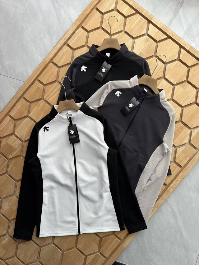 For Descente's new autumn/winter mid-layer jacket. Fabric: A: G-Dove Ladder Fab