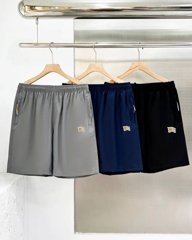 Bueberry's new summer collection of Burberry Golden Chargers! Thin cotton shorts