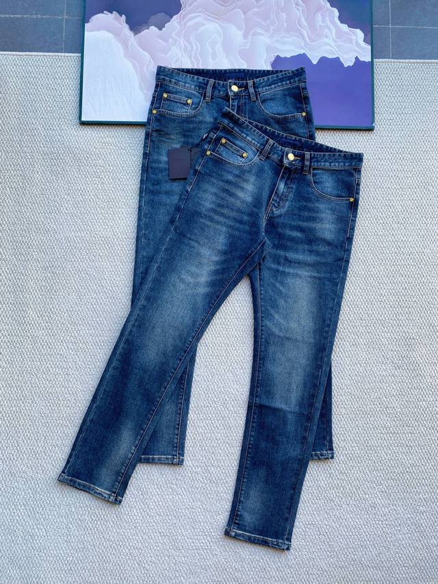 Prada men's autumn/winter business thickened jeans, featuring a 3D-cut straight