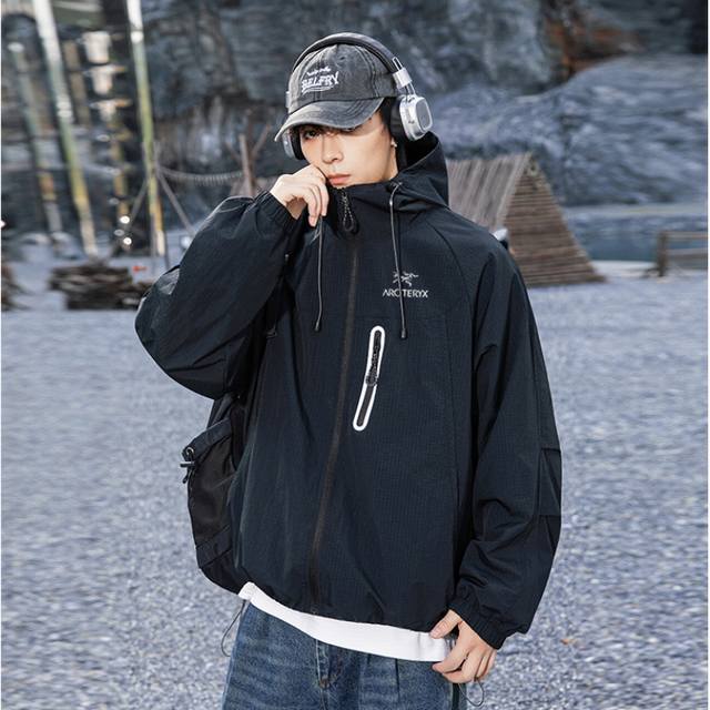 Arc'teryx Japanese-style outdoor diagonal zipper mountaineering jacket, unisex