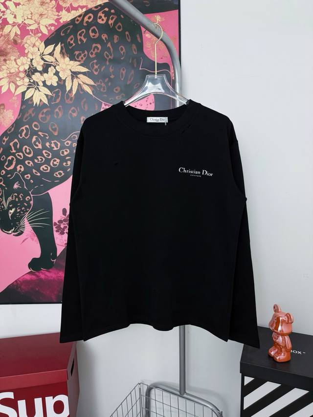 Dior letter distressed hole long sleevesDior counter styleMade of 280G pure cott