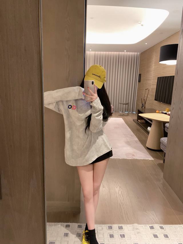 Alo front and back color letter print stir-color round neck long-sleeved T-shirt