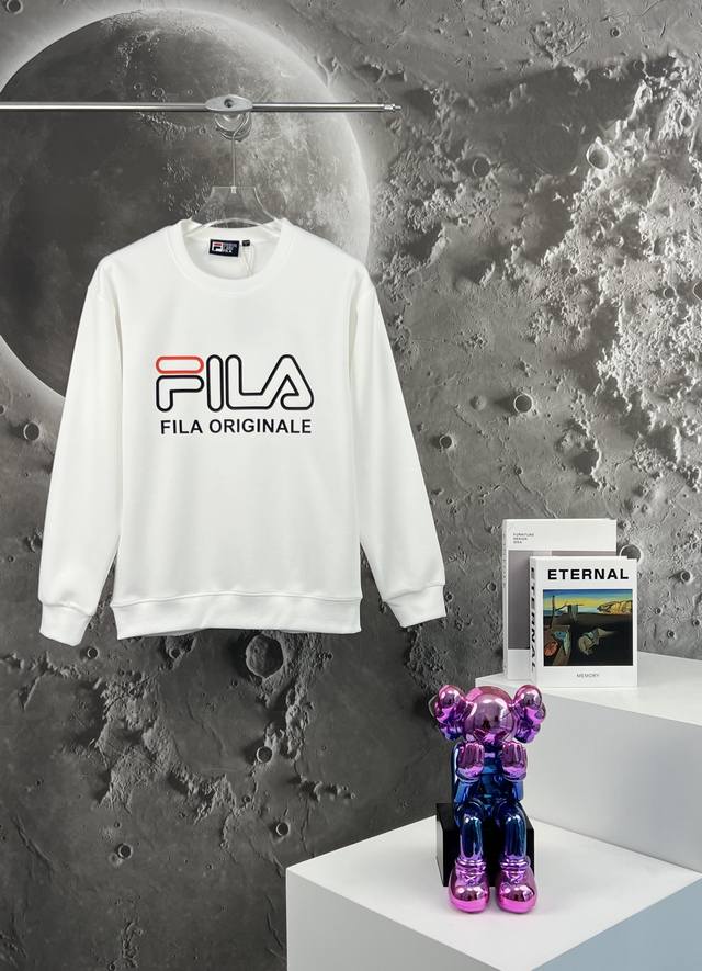 New Arrival : Fila's classic, basic, couple's crewneck sweatshirt with a large