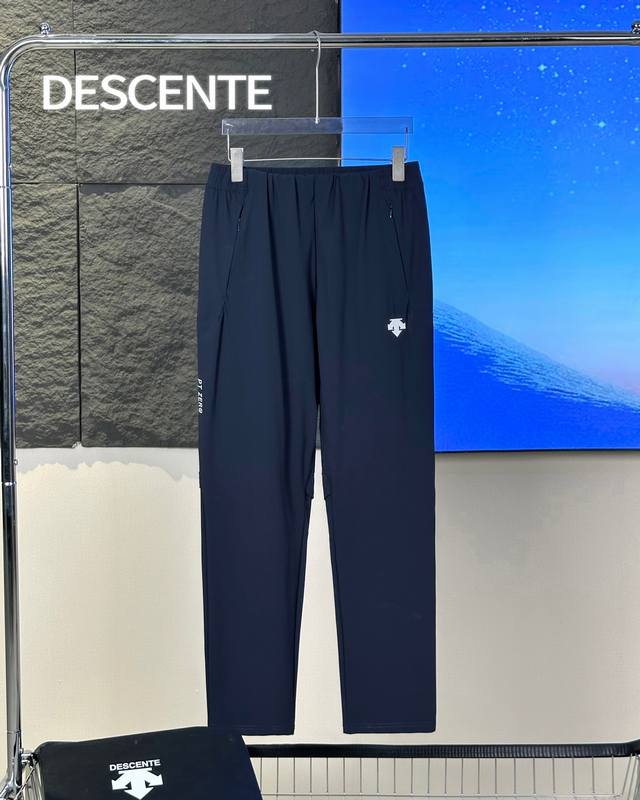 Details picture Descente's new autumn ice silk three-color outdoor trousers Spec