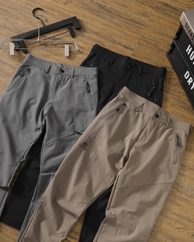 Xiao Kaile Shijia Hiking Pants with Detachable WaistbandColors: Black, Dark Gray