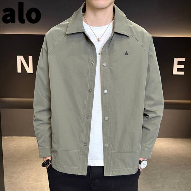 Alo Unisex Outdoor Casual Workwear Style Jacket. This jacket is made of high-qua