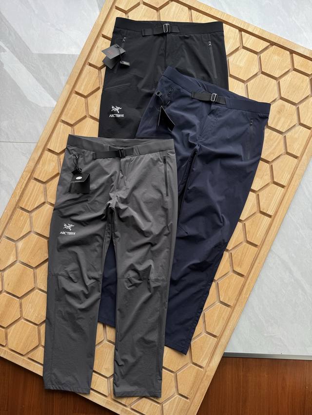 Arc'teryx's laminated, quick-drying, high-stretch outdoor trousers! In the outd