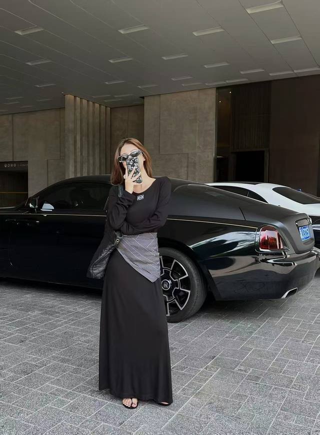 New arrival Loewe 25Ss new scarf dress Highly recommended long sleeve round nec