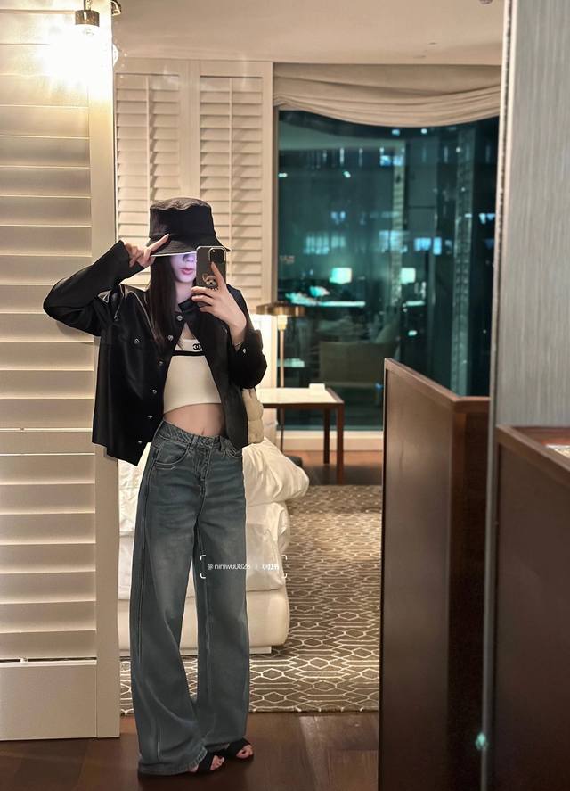 New arrival Chane* Chanel style cool temperament two-piece suit Airport outfit