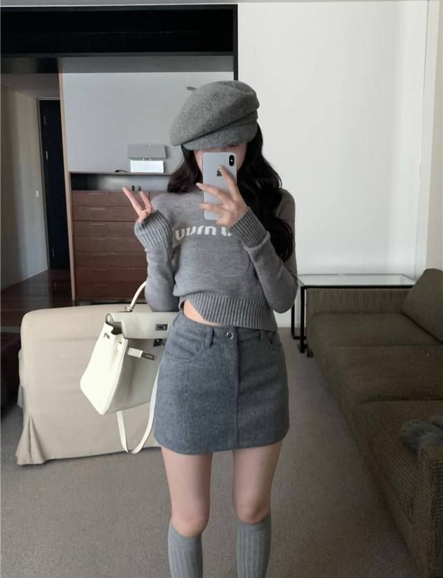 New arrival: Miu Mi* Miu Miu jacquard short sweater with lettering. Short thin