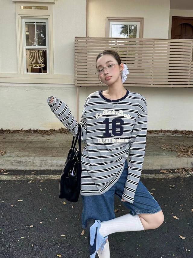 New Arrival Ce Celine 25Ss New Top Os Style Long Sleeve T-Shirt ~ Stunning colo