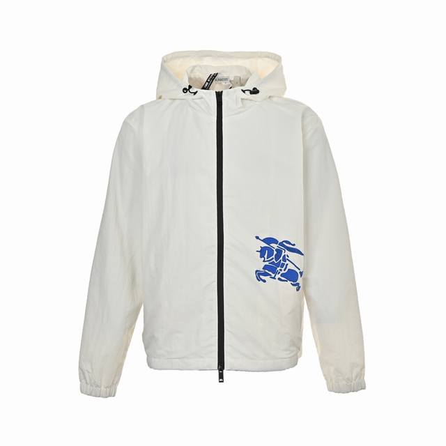 Burberry Woven Horse Zipper JacketA lightweight hooded jacket made of woven nylo