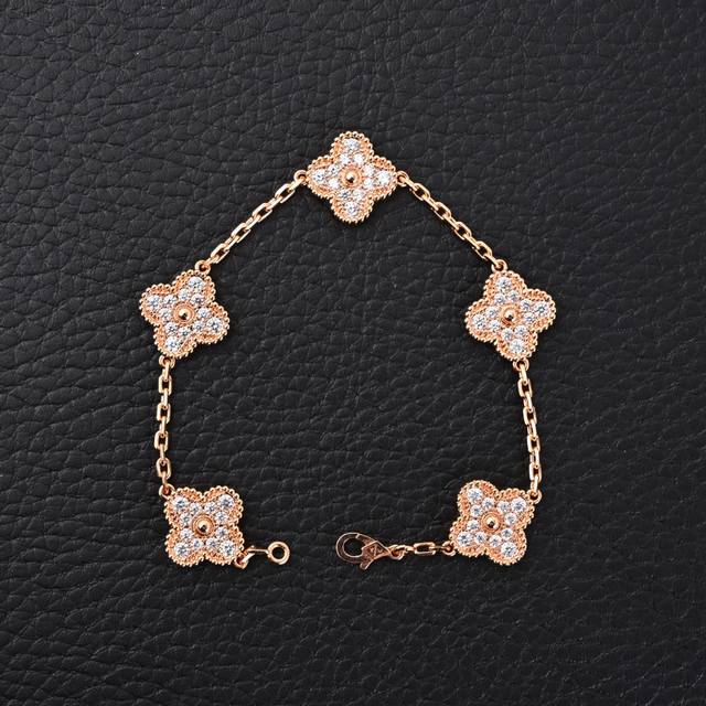 Van Cleef & Arpels Vca full diamond four-leaf clover five-flower braceletOrigin