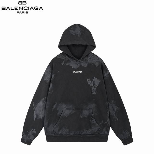 Balenciaga 25Ss paint-embroidered lettering hooded sweatshirt . A striking desi