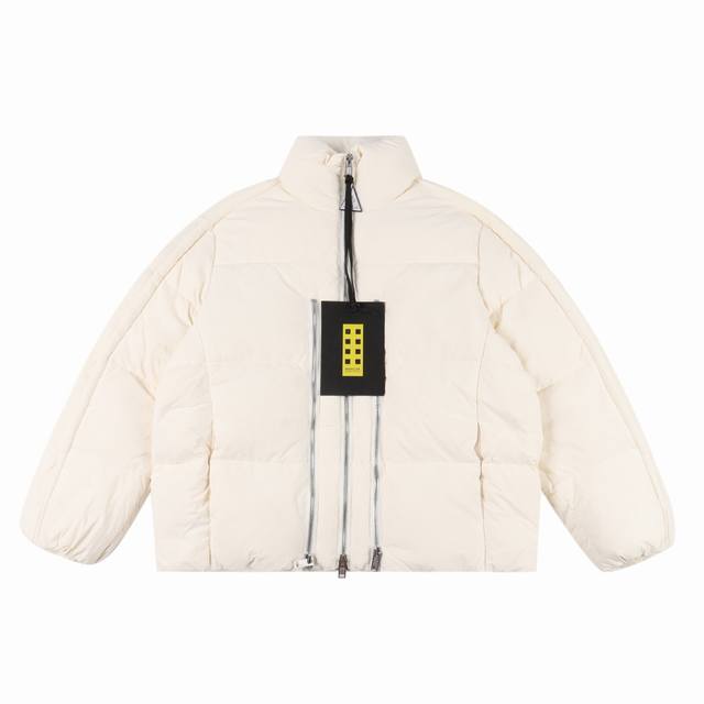 Moncler Genius x Willow Smith Fw25 down jacket with double-ended zipper, adjusta