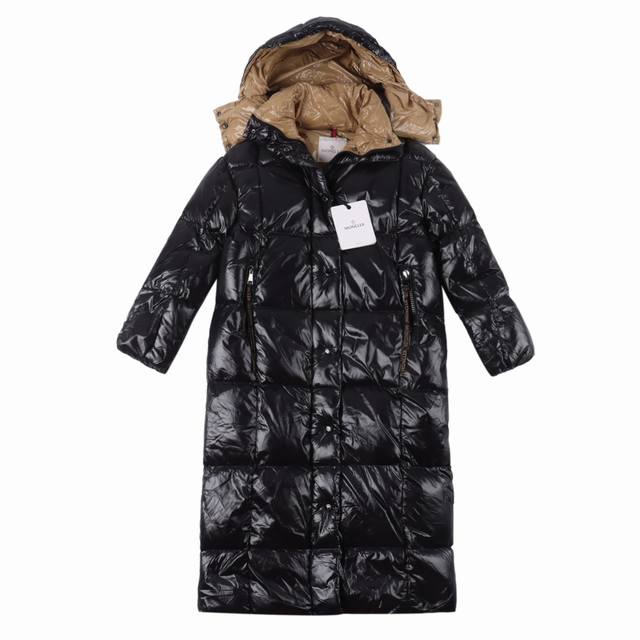 Moncler 22Gw women's long puffer jacket The latest color is shipped with a full