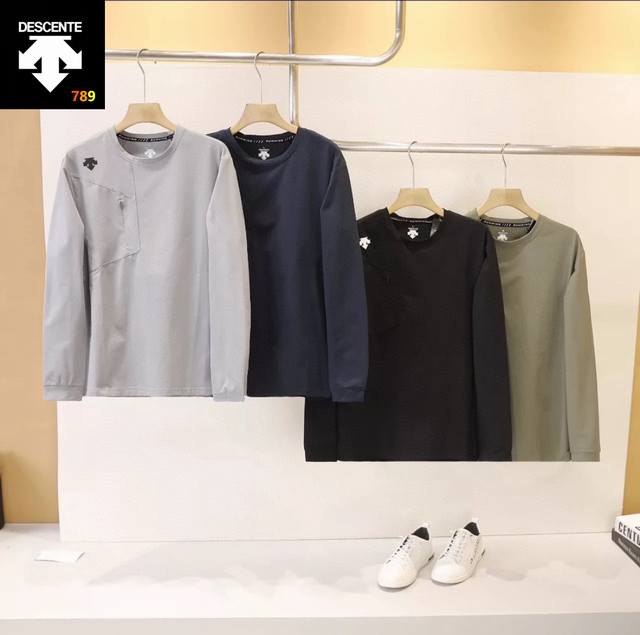 Descente 25 autumn base shirtThe temperature has started to drop in many places