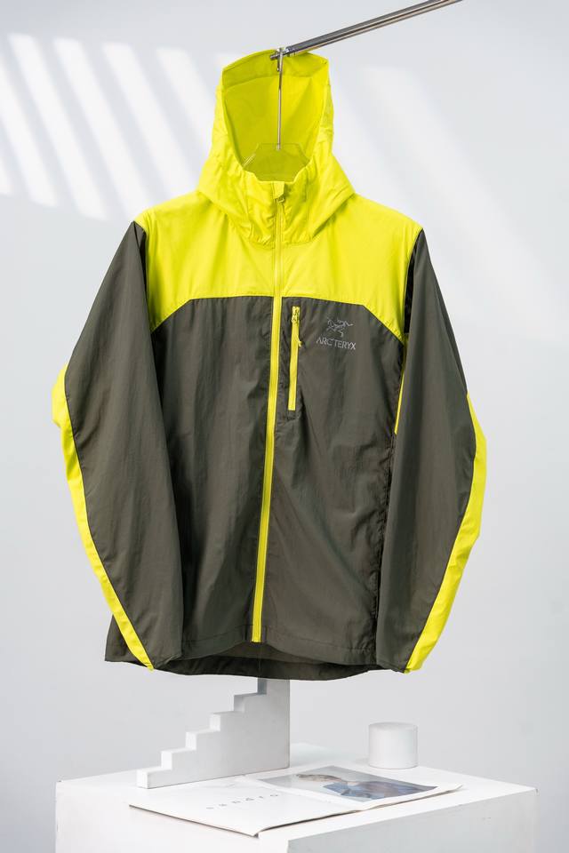 Mist Green Arcteryx Squamish Hoody Lightweight Windshell Hooded Casual Lightweig