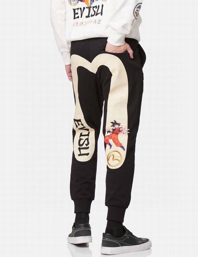 . Available now: 2 x 1 x 1 x 1 large, medium, medium, and small. These Evisu24 D