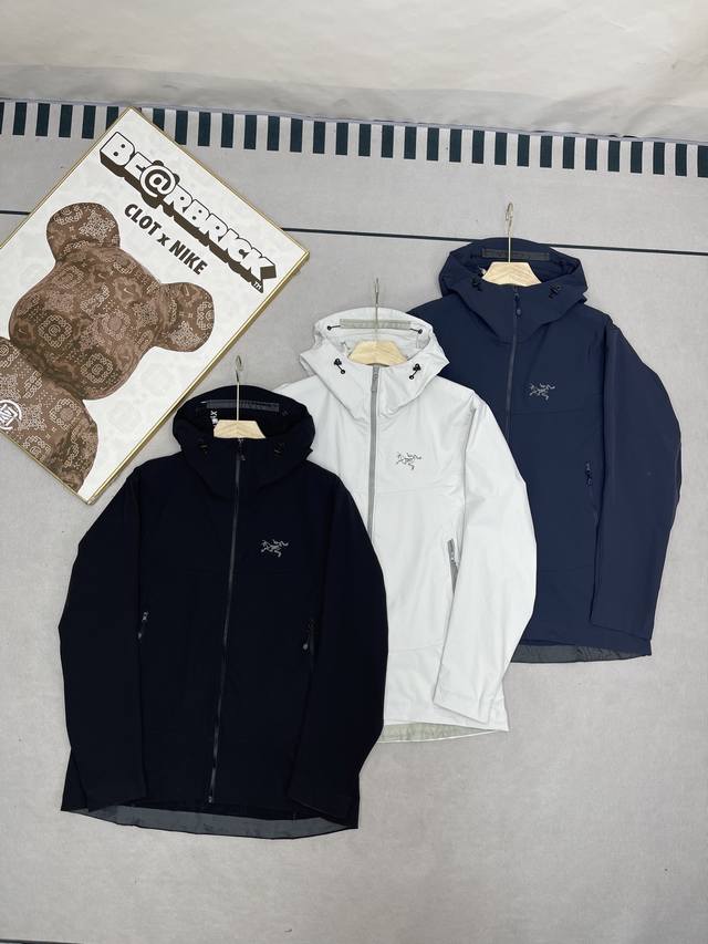 Arc'teryx Gamma Jacket M Autumn Hooded Softshell Jacket. A Couple's Matching Urb