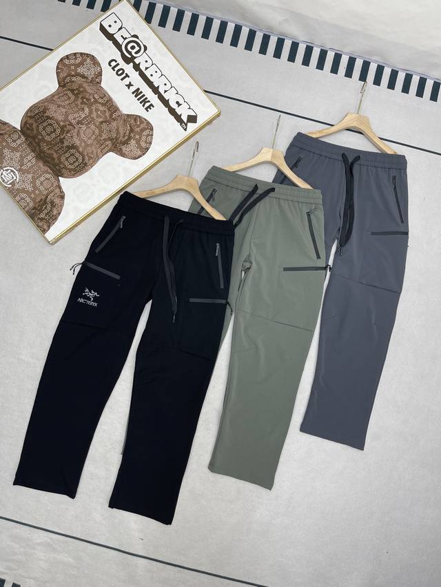 Arcteryx Emblem Series Workwear Pocket Embroidered Minimalist Sporty Hiking Ela