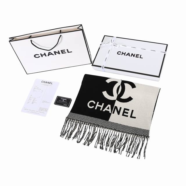 Chanel classic black and white double-sided colorblock jacquard scarfChanel's ne