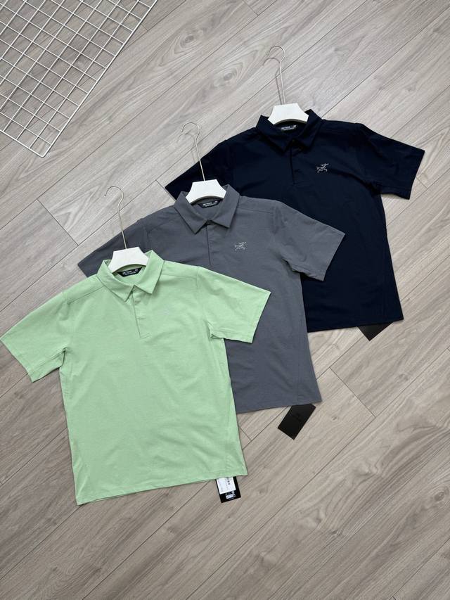 Details of the new Arc'teryx polo shirt. Arc'teryx's three-color premium Cormac
