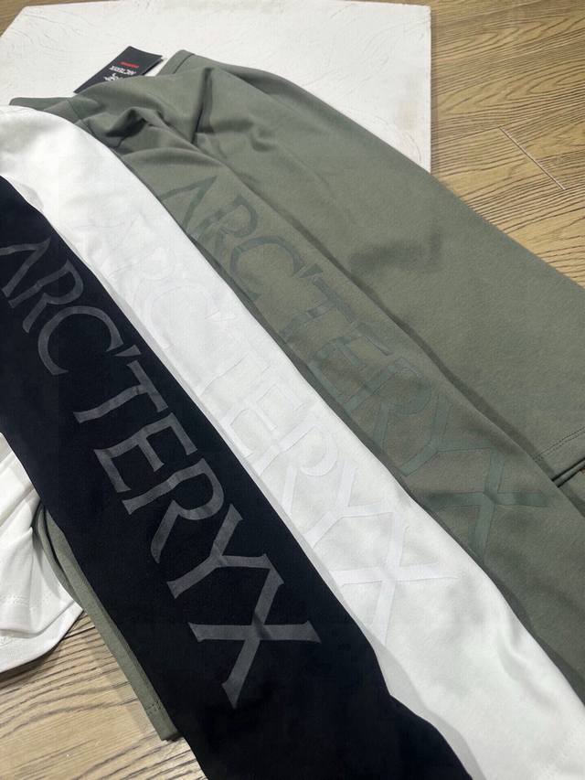 Details Arc'Teryx's new men's early fall cotton long-sleeved T-shirt. New fall m