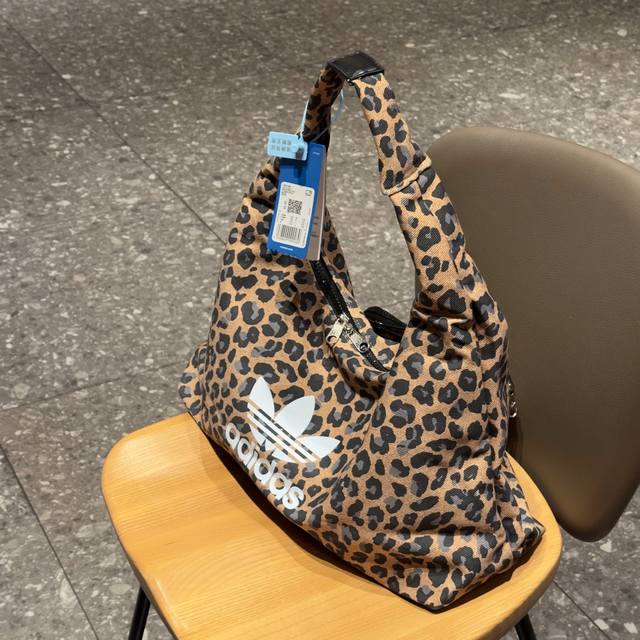 Adidas new leopard print underarm bag,