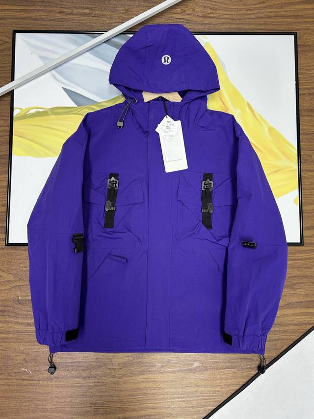 Details, Lululemon Lululemon workwear hooded jacket, unisex style, large chest