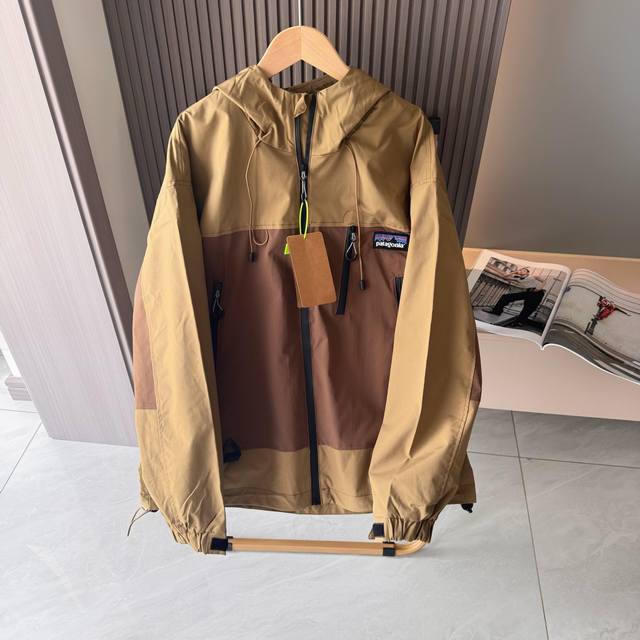 patagonia Outdoor Functional Hiking and Mountaineering Jacket, Couple's Jacket N