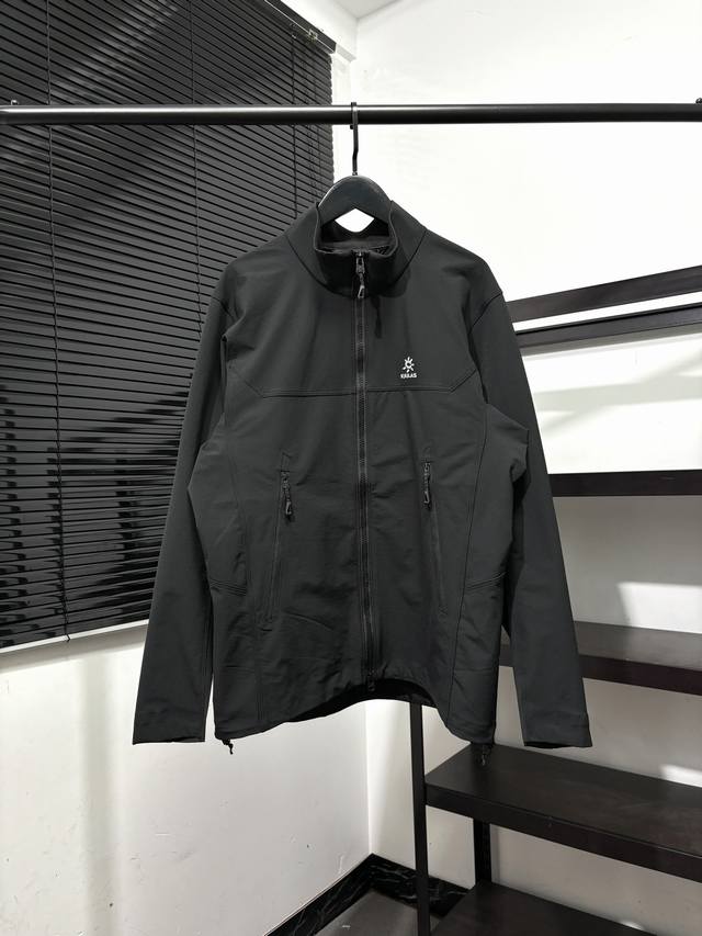 High-quality edition! A Kalenji stand-up collar windbreaker jacket with small e